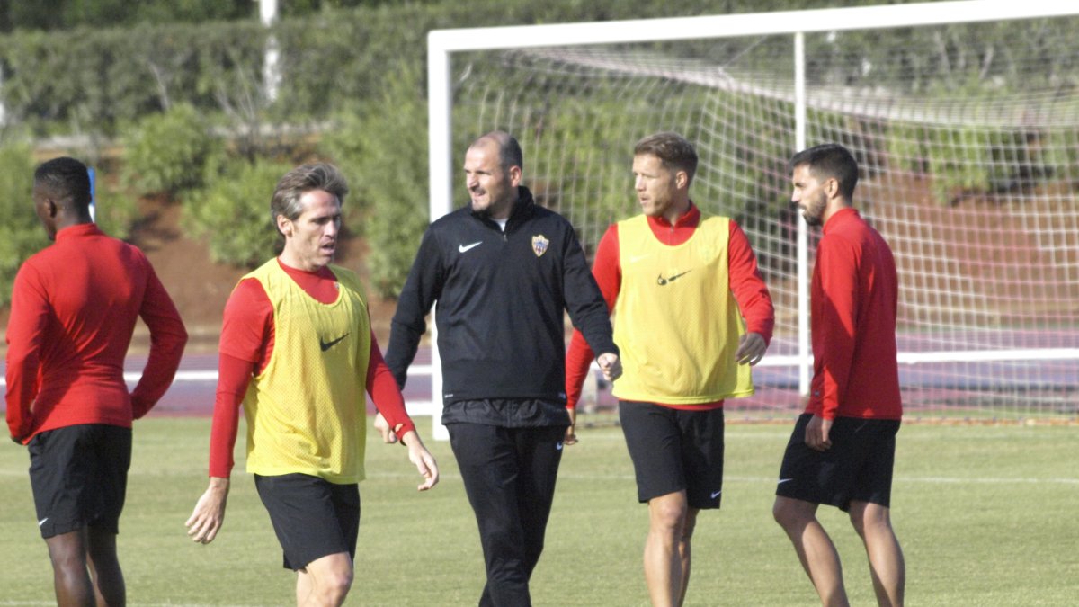 Corona y Soriano en el entrenamiento de este miércoles.