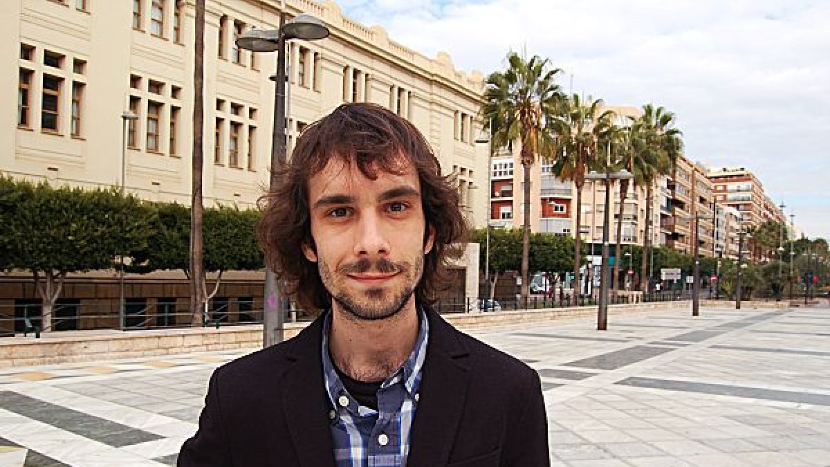 Manuel Dios dice que “Almería es parte de mi historia personal, me encanta su luz, su clima, su gastronomía...”.