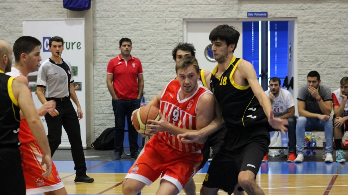 Povilas en un partido de Ecoculture.