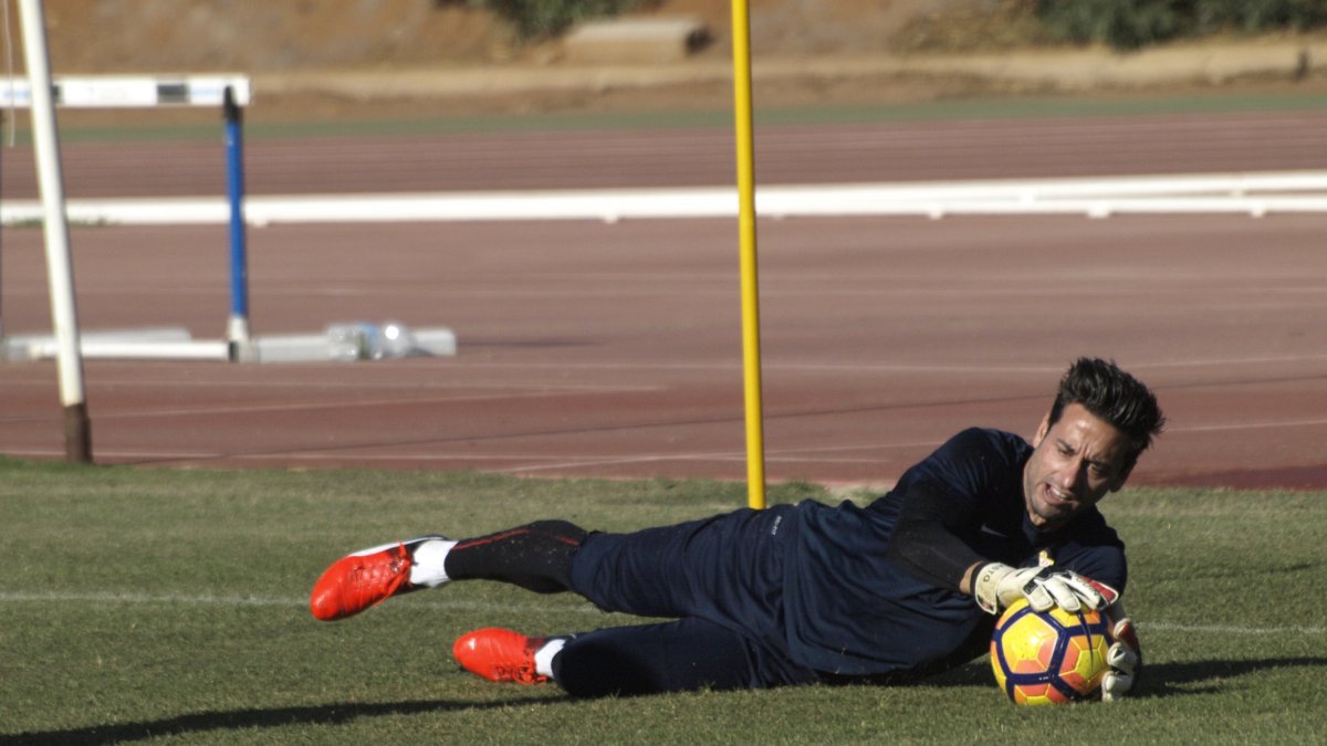 Casto entrenando con normalidad.