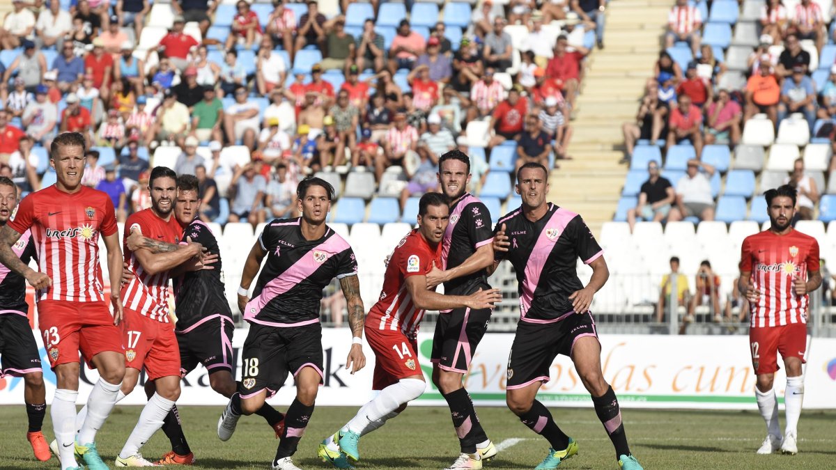 Un Almería fuerte en casa y débil a domicilio.
