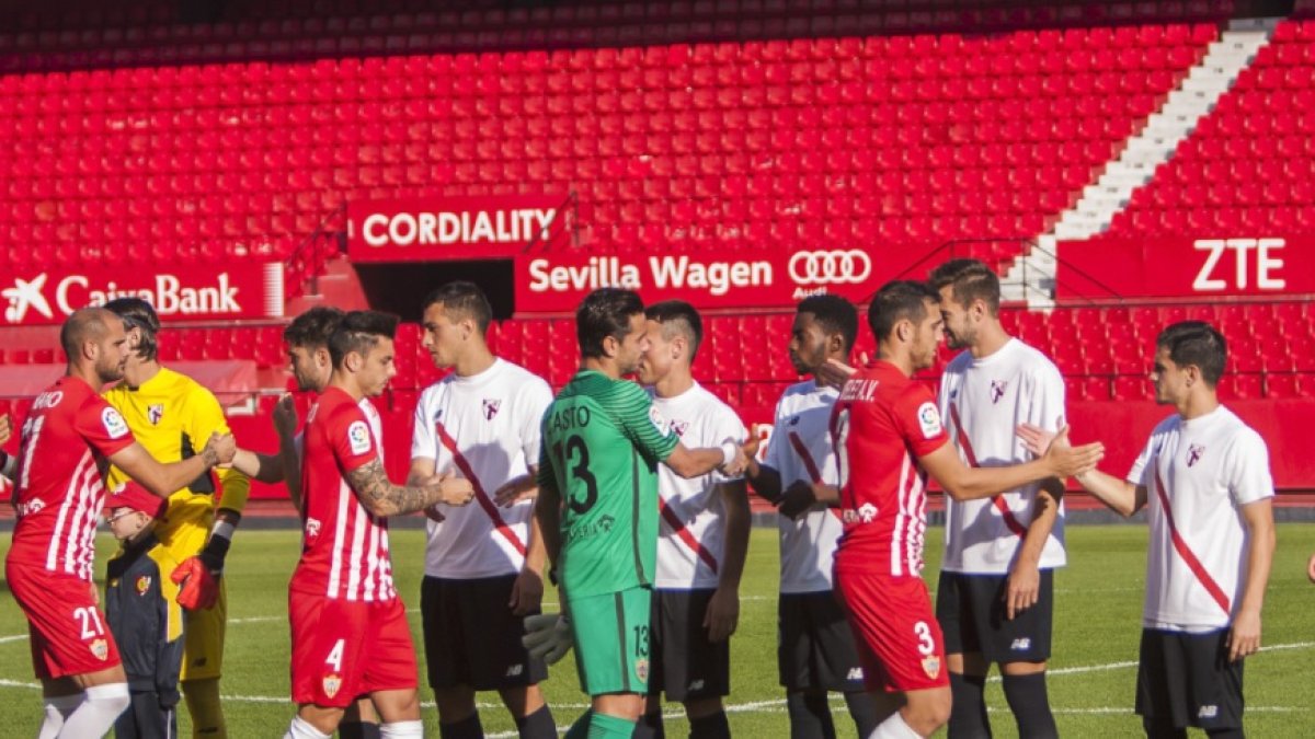 El saludo inicial.