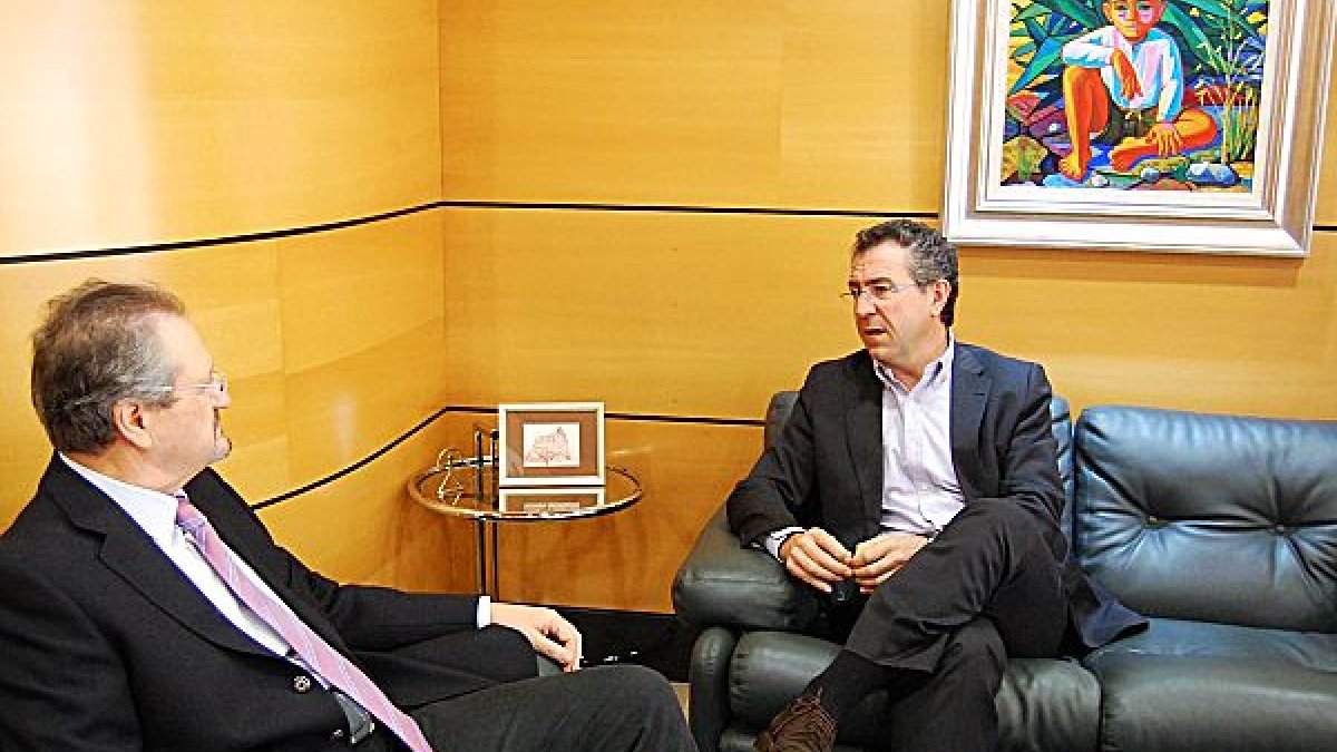 Eduardo Baamonde contestó a las preguntas de Emilio Ruiz.