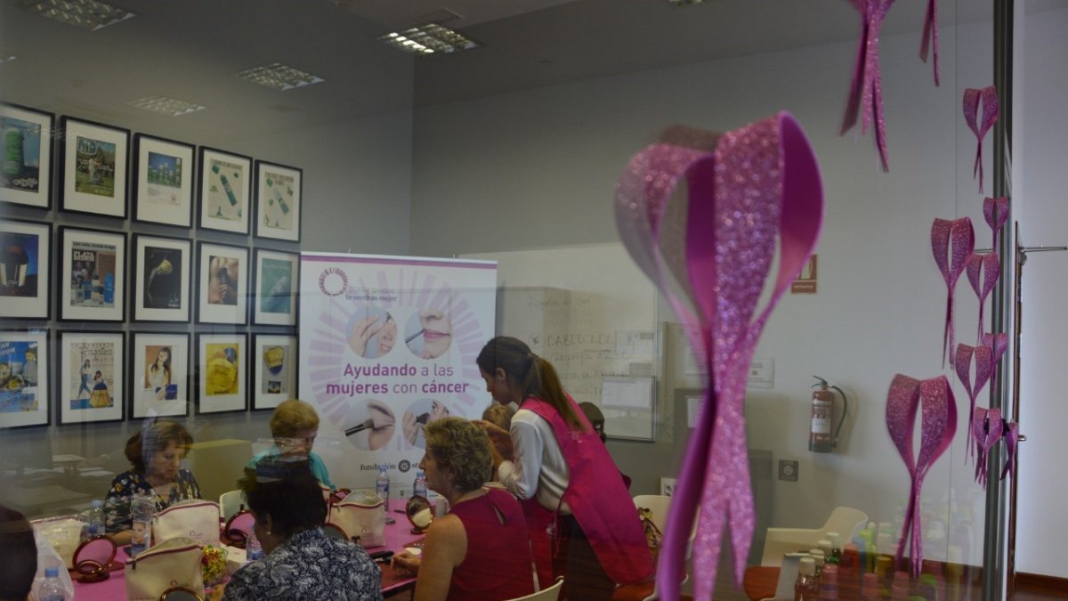 Taller de cosmética celebrado en Briseis, en Almería.