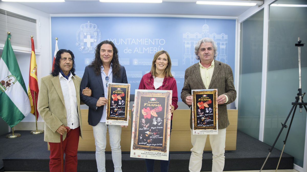 Presentación del encuentro con Josele, Tomatito, Ana M. Labella y Antonio Berbel.