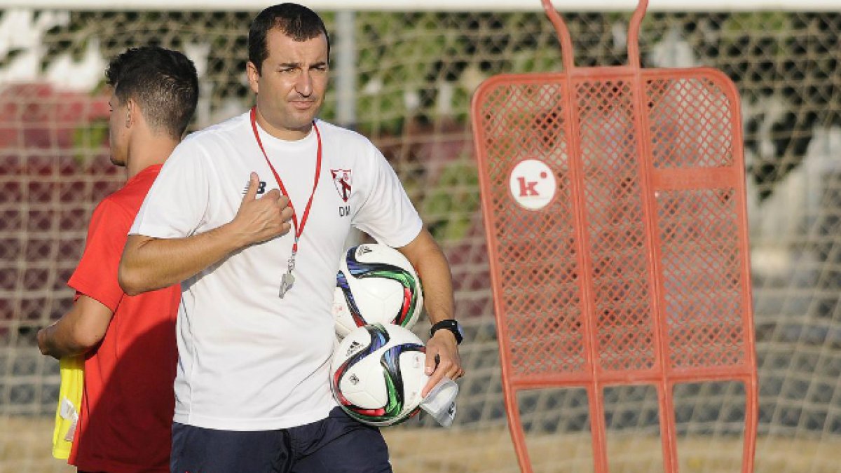 Diego Martínez, entrenador del Sevilla Atlético.