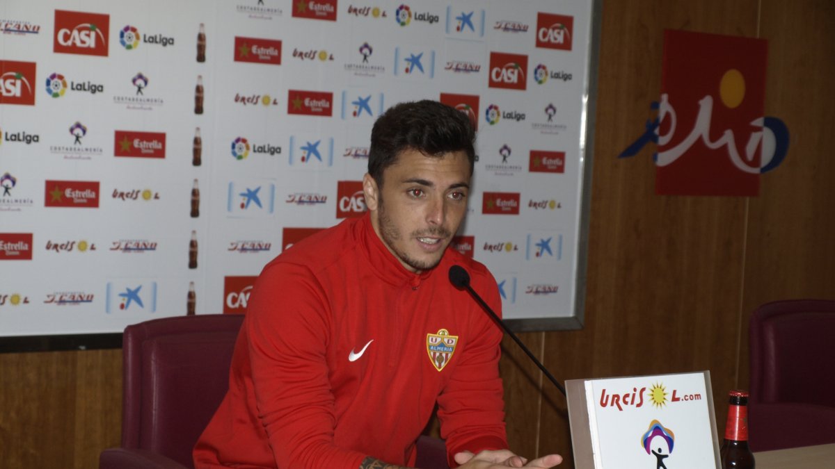 Ximo Navarro en rueda de prensa.