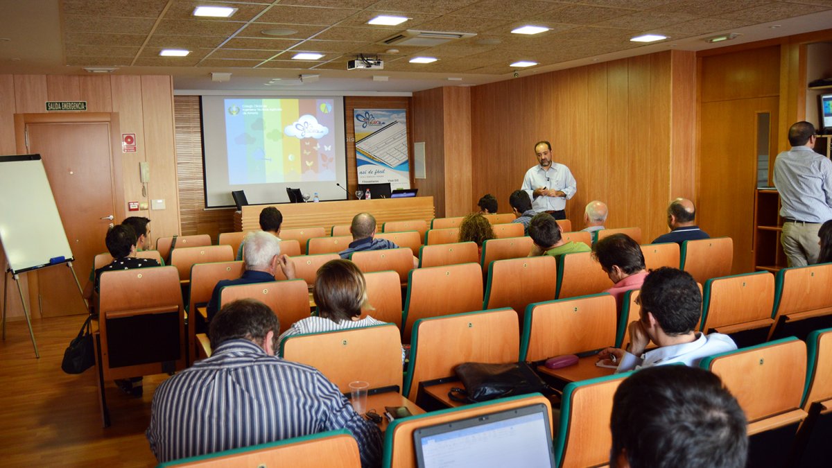 Reunión de los ITA en la sede del Colegio
