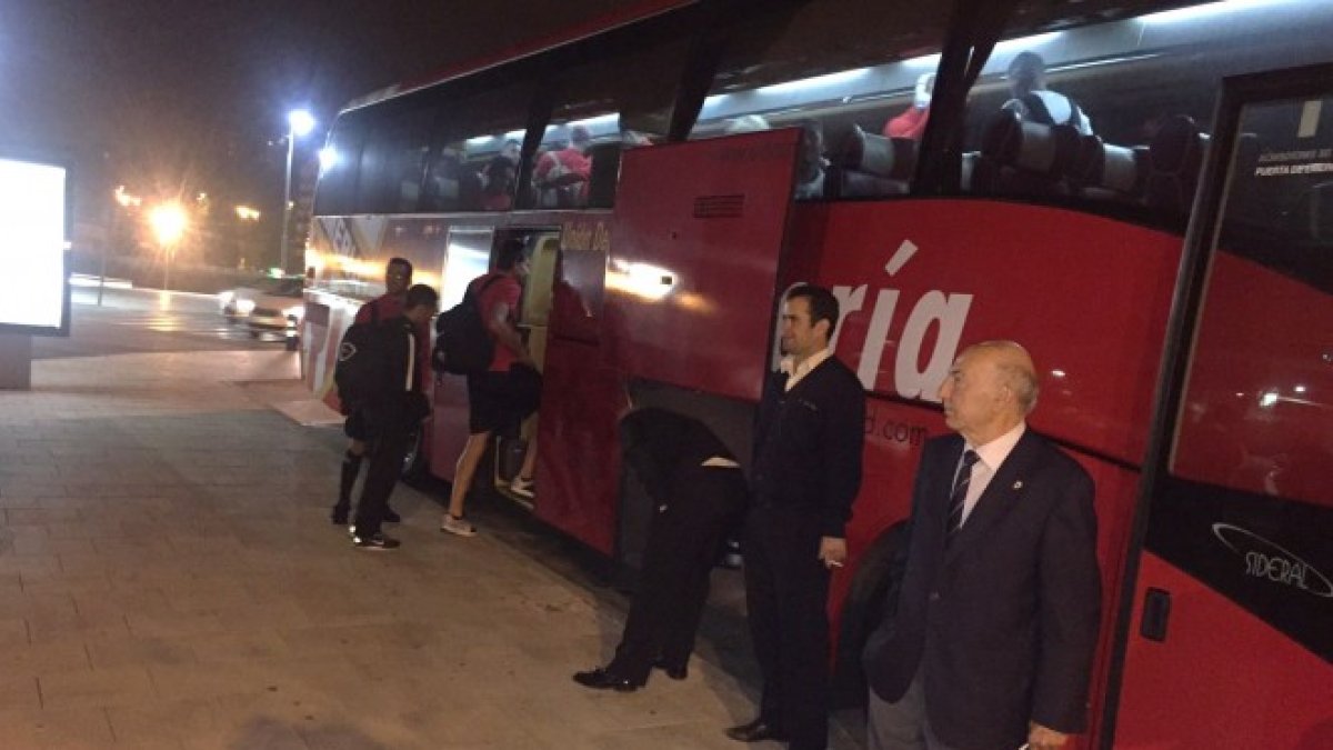 Vuelta de Zaragoza por carretera.