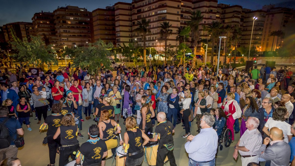 Parte de los concentrados anoche en el Parque de la Estación.