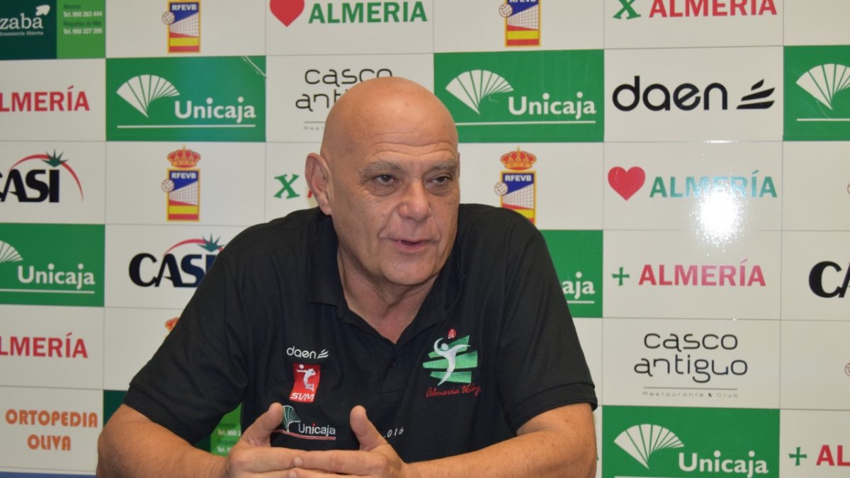 Piero Molducci entrenador del Unicaja Almería.