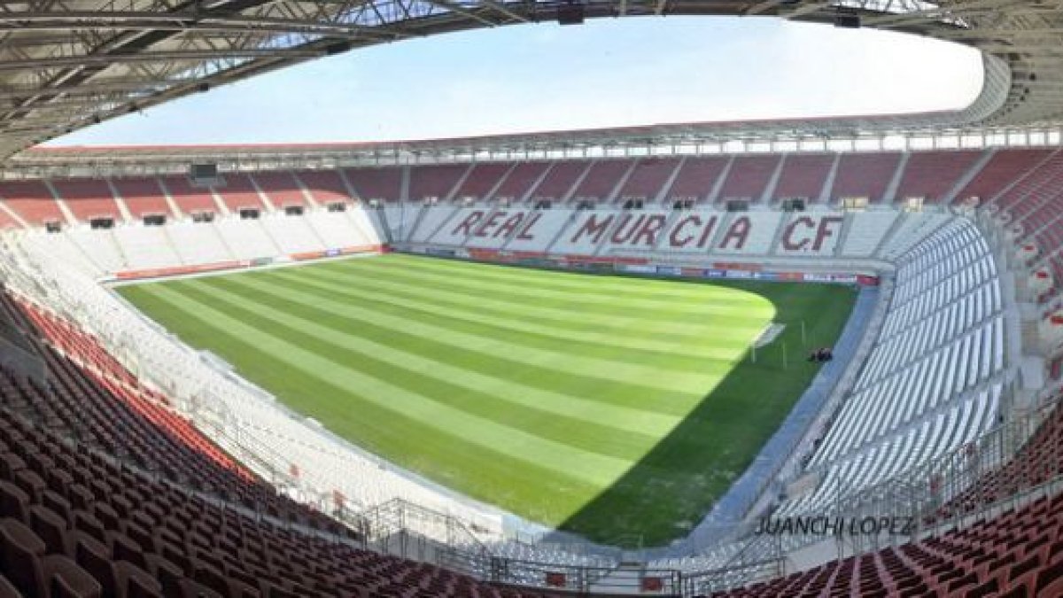El Real Murcia cederá us instalaciones.
