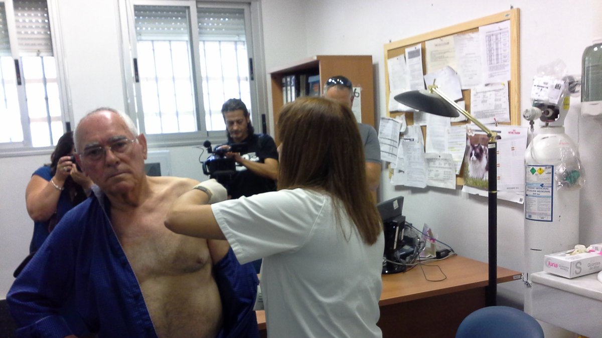 Imagen del comienzo de la campaña esta mañana en el Centro de Salud Virgen del Mar