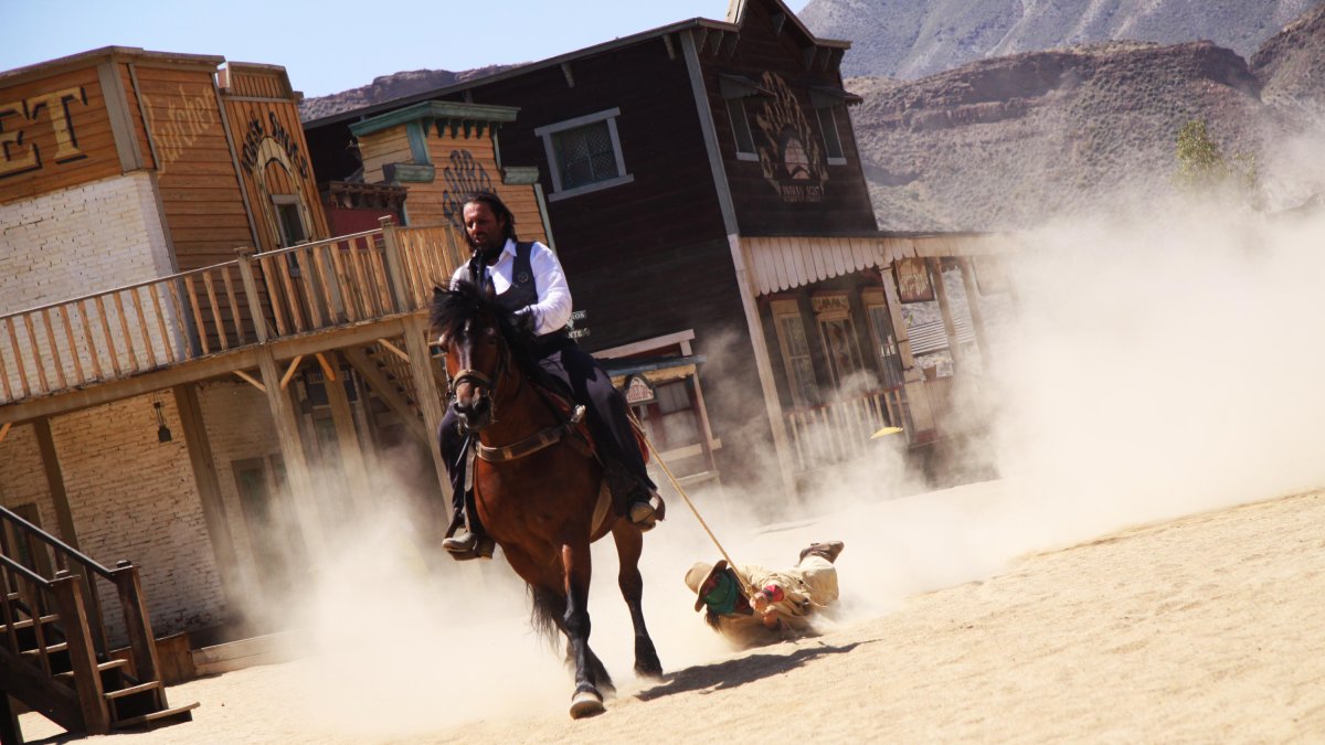 Espectáculo en el Oasys Mini Hollywood.