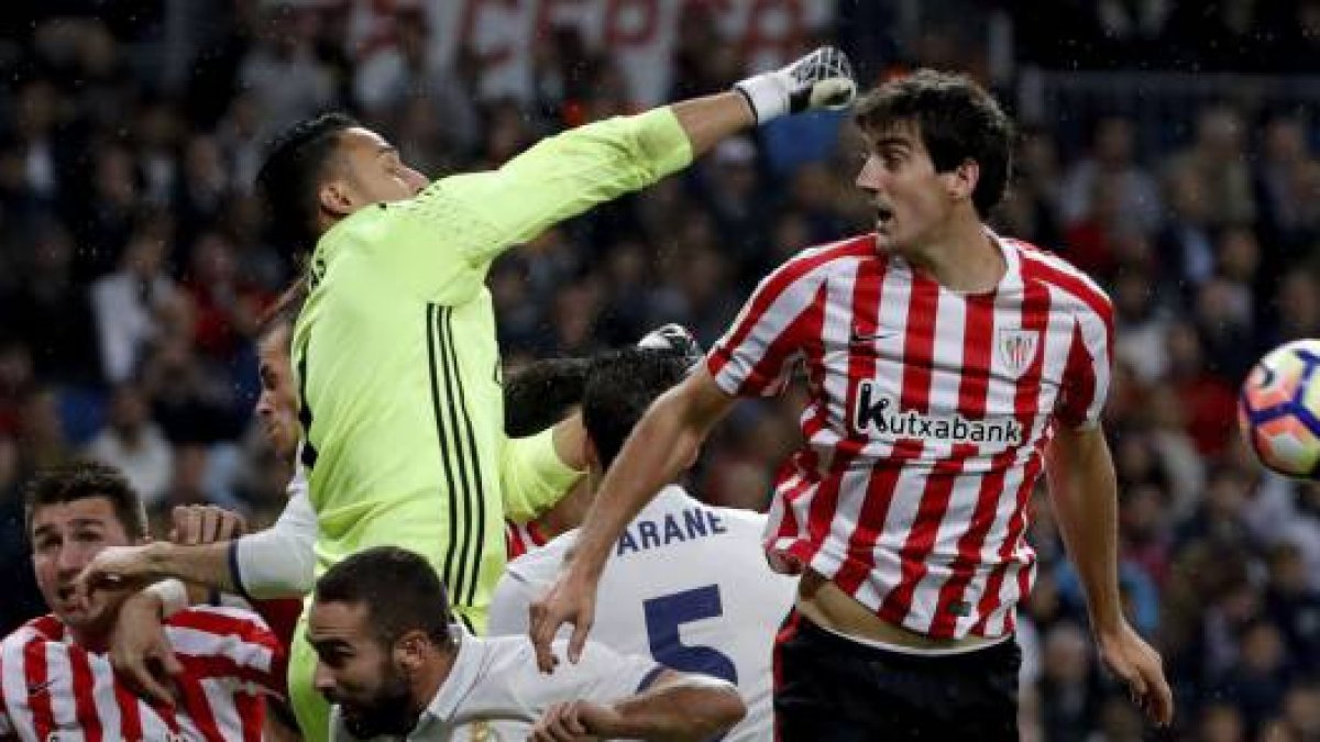 Una jugada del partido.