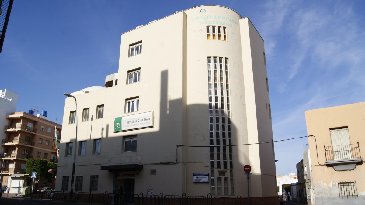 Hospital de Cruz Roja en Carretera de Ronda.