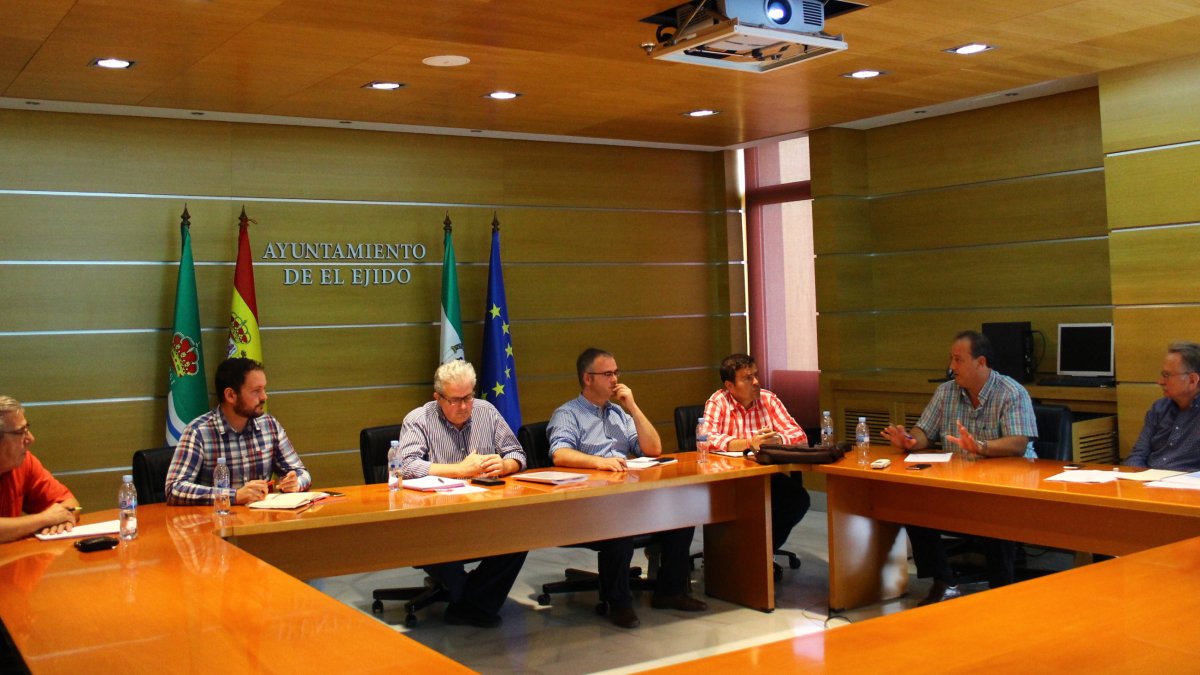 En la imagen, reunión de la Junta de Portavoces, el viernes en El Ejido.