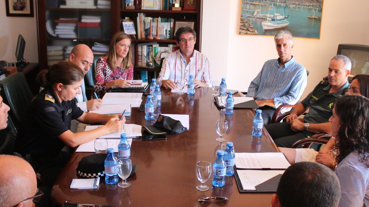 En la imagen, reunión de la comisión de seguimiento de la Red VioGén.