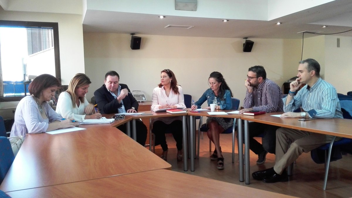 Parlamentarios del PP reunidos con ASAJA