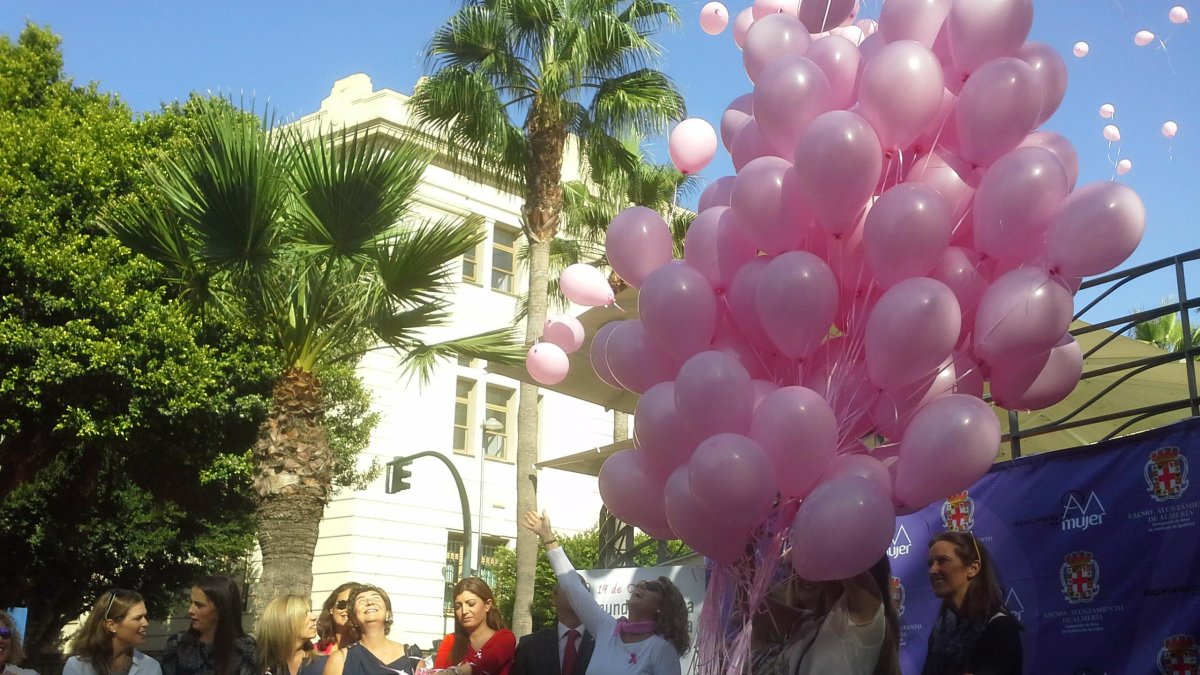 Imagen de archivo del día del cáncer de mama