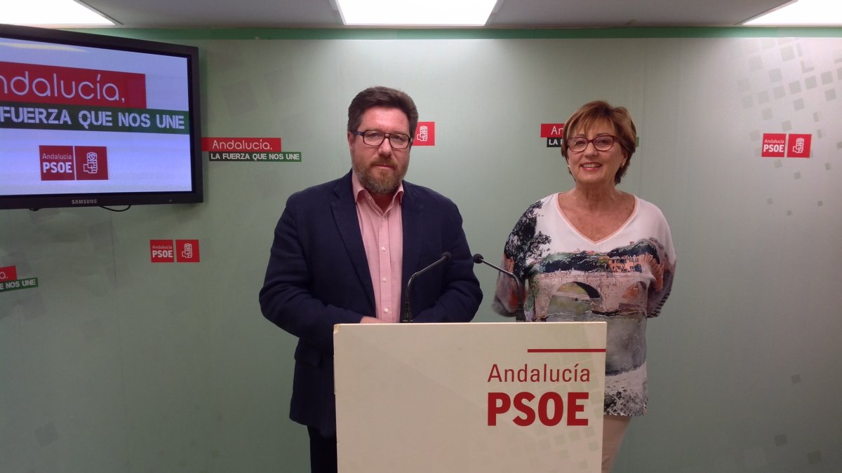 Rodrigo Sánchez, a la izquierda.