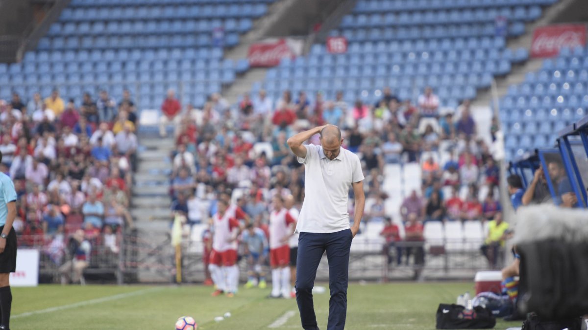 Fernando Soriano le da vueltas a la cabeza.