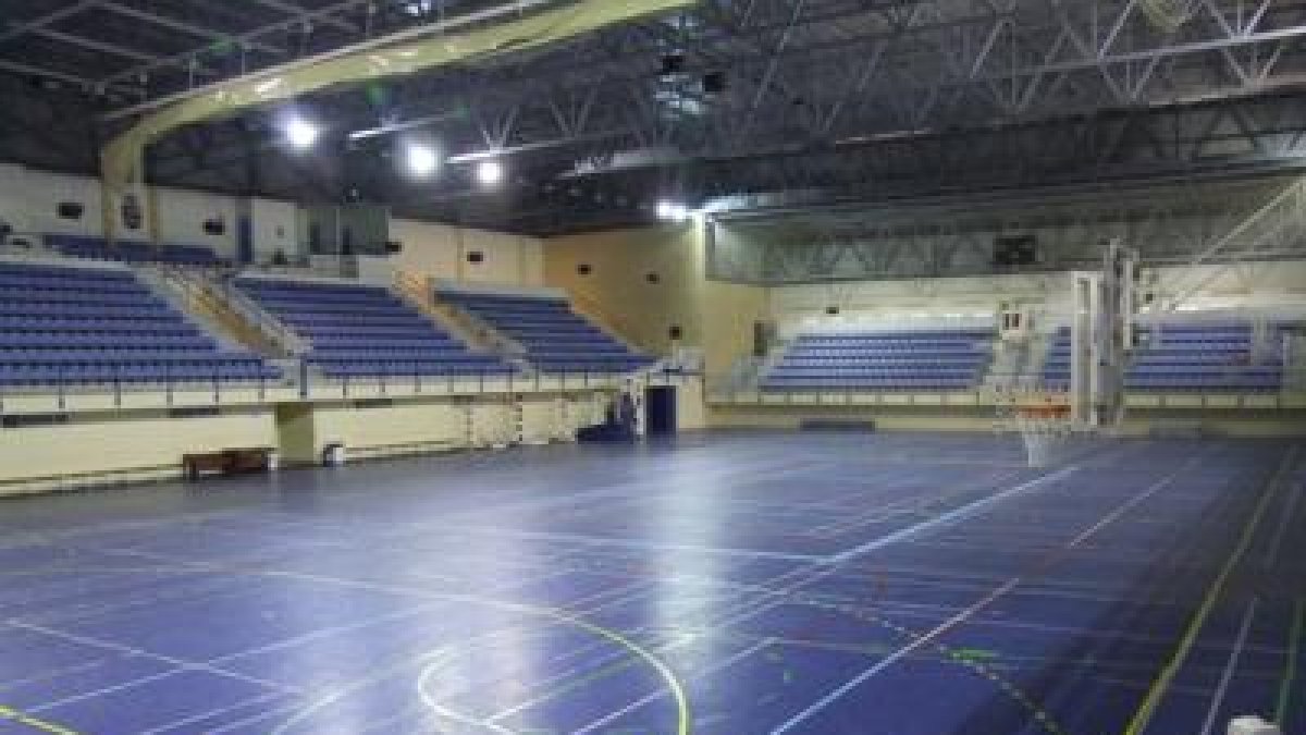 Pabellón de deportes de Adra.