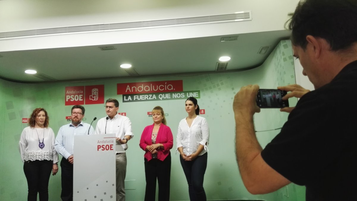 Rueda de prensa de esta mañana en la sede del PSOE.