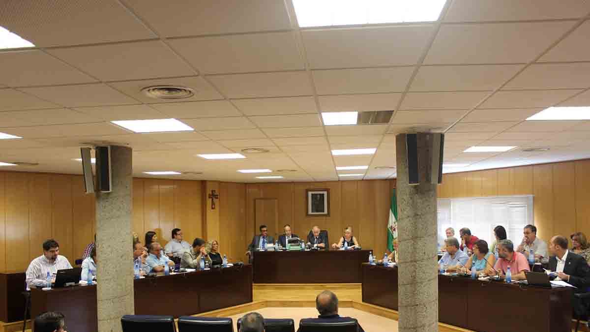 Imagen del archivo del Pleno de Roquetas