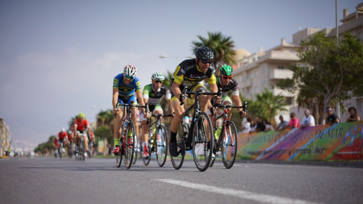 Almería prepara su gran carrera.