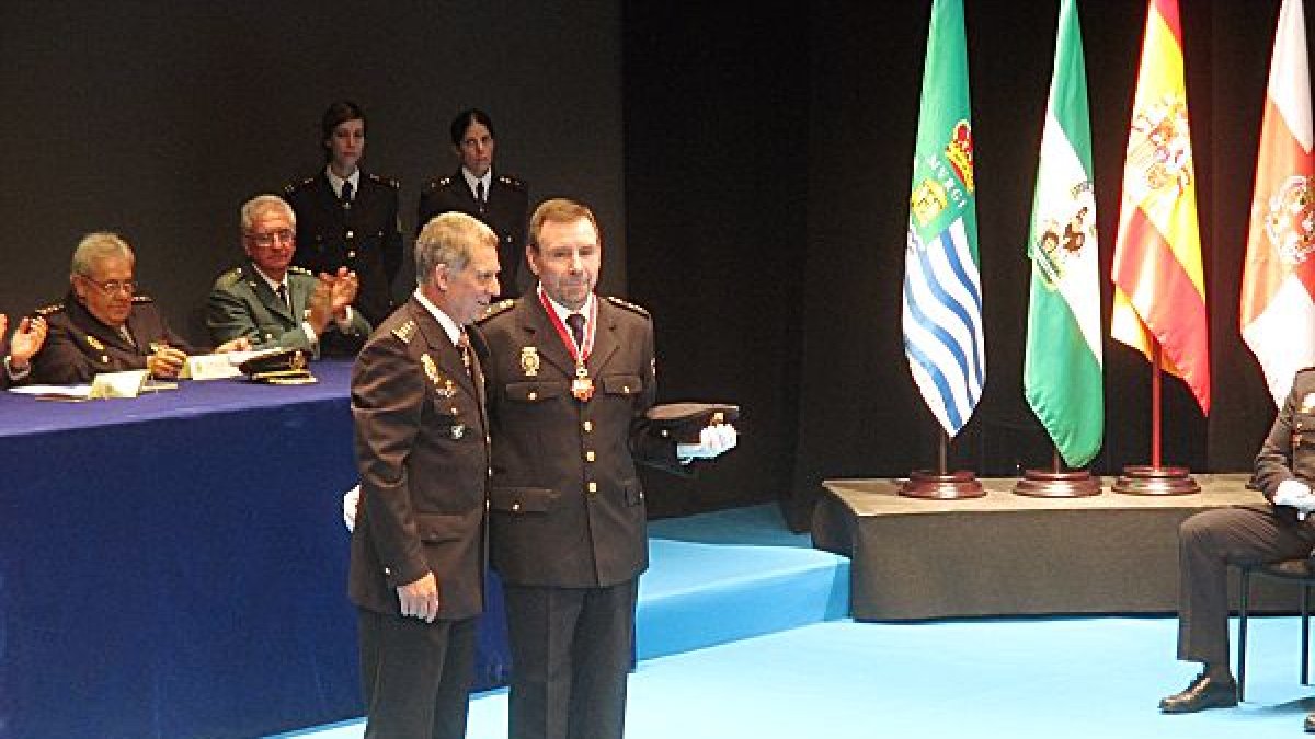 El comisario Adolfo Castaño y José Madrid.