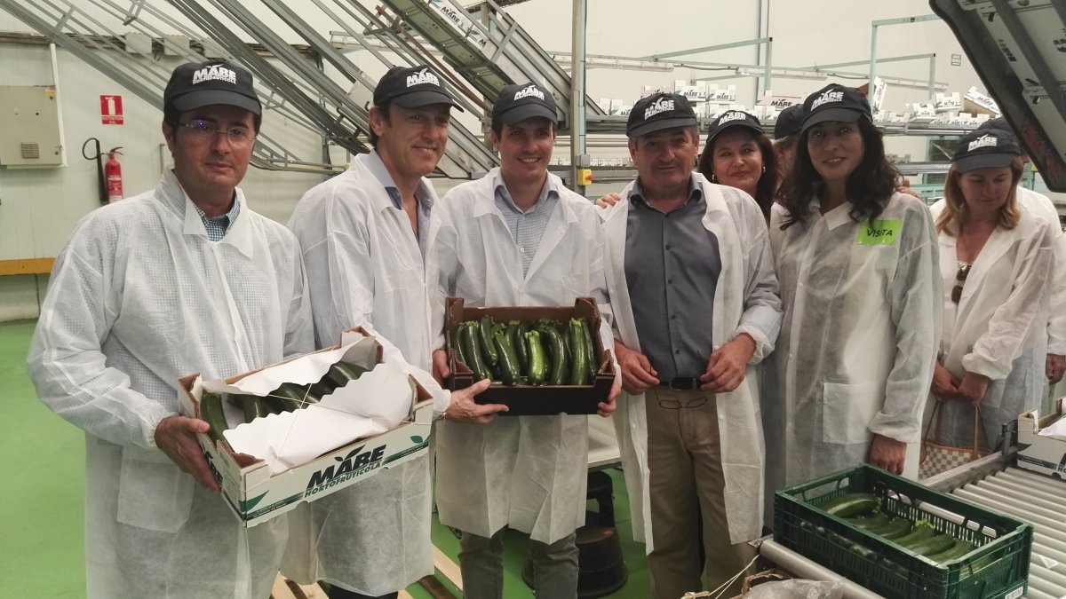 Dirigentes del PP, en la visita a MABE.