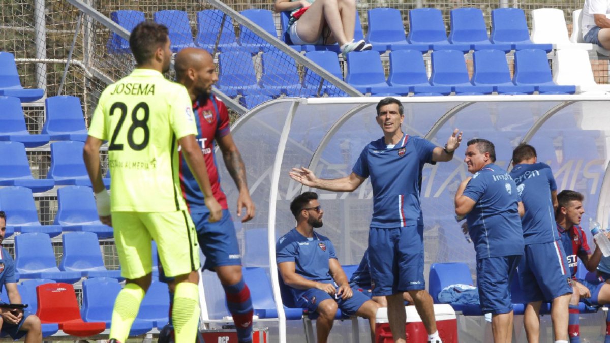 Muñiz en el amistoso de pretemporada.