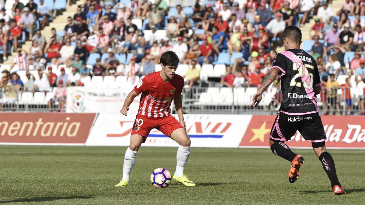 Pozo tiene que jugar en este Almería penúltimo.