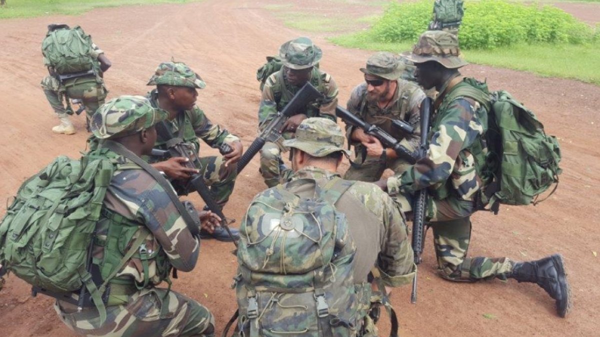 Ejercicio de militares españoles en Senegal.
