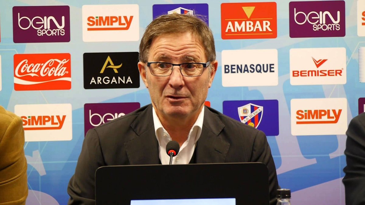 Anquela, el míster del Huesca.