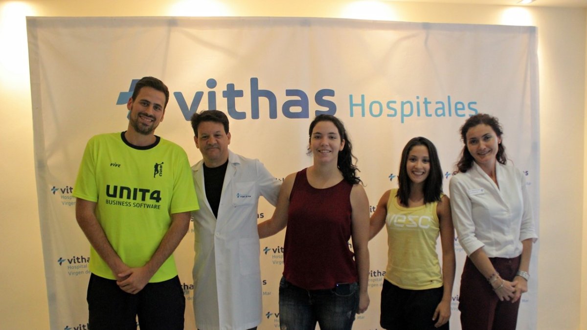 Jugadores y jugadoras en las mejores manos.