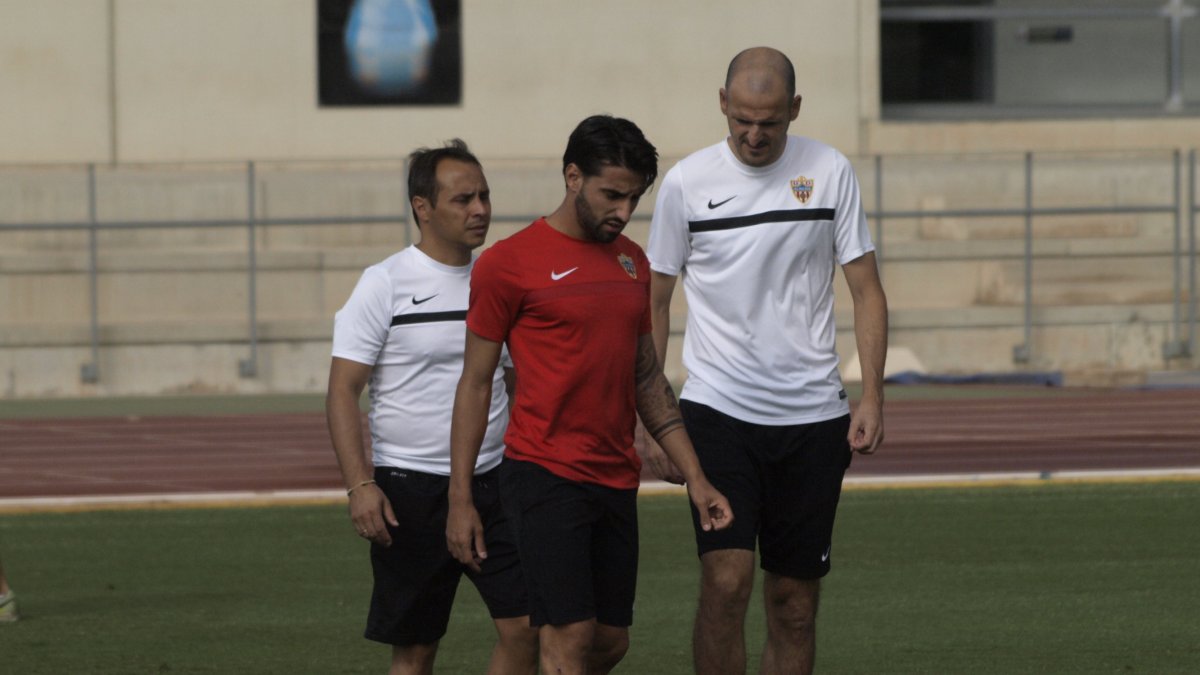 Chuli hablando con Soriano y Berenguel.