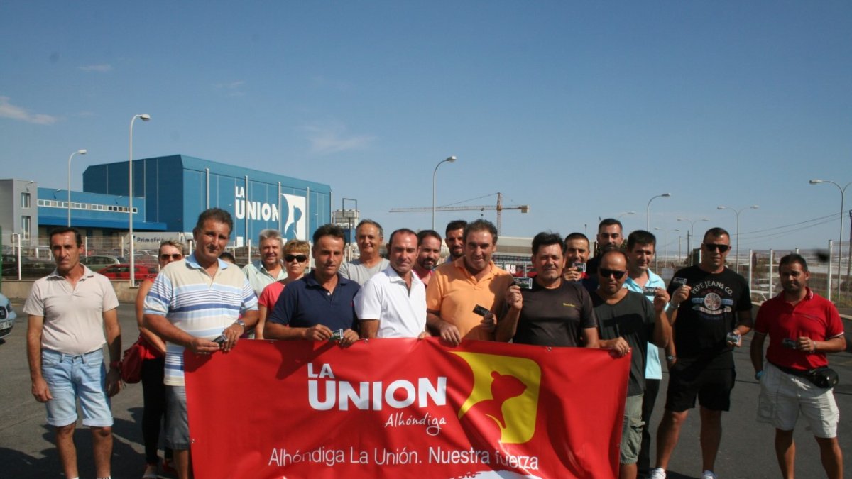 La Unión pone de moda el sentimiento rojiblanco entre sus agricultores.