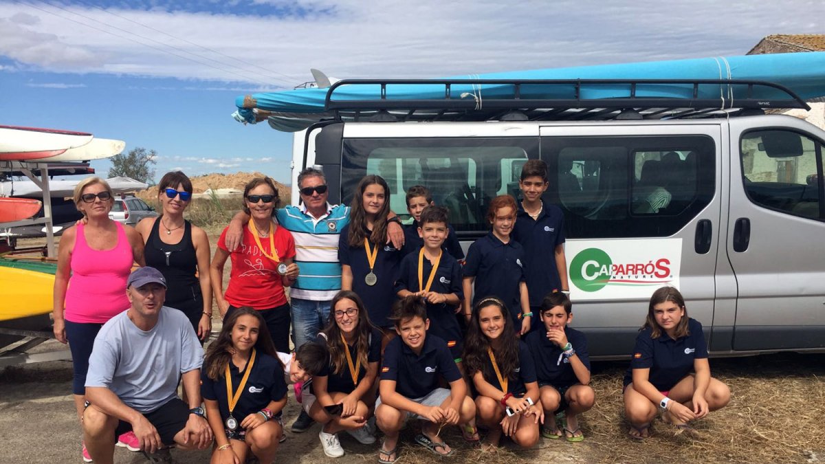 Miembros de Los Troncos.