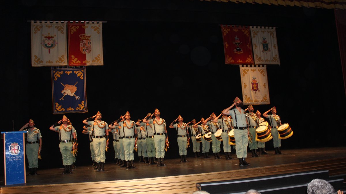 La Banda de Guerra de La Legión abrió el concierto del 96º aniversario de la fundación de la Legión.