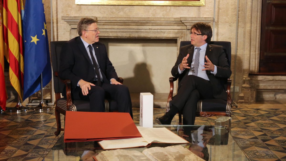 Los dos presidentes, ayer en Valencia.