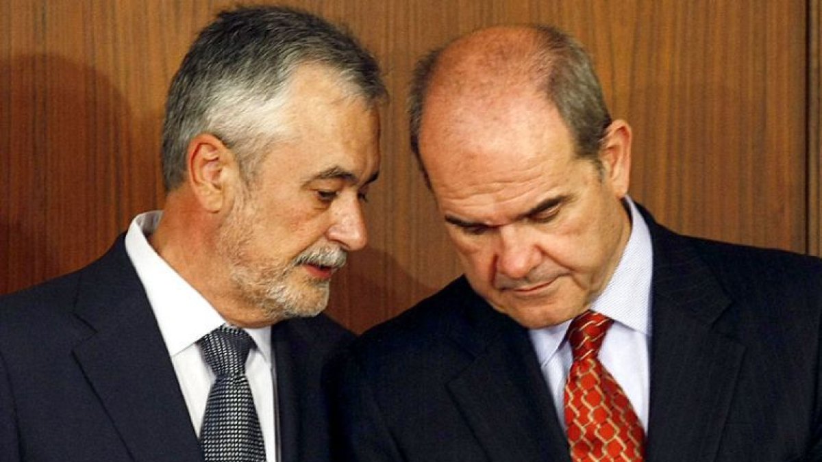 Los dos expresidentes de la Junta de Andalucía.