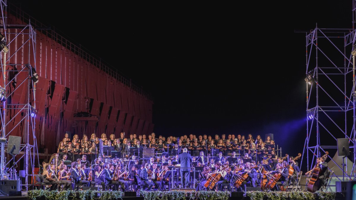 Último gran concierto de la OCAL, el de ‘Guerra y paz’ la pasada feria en las Almadrabillas.