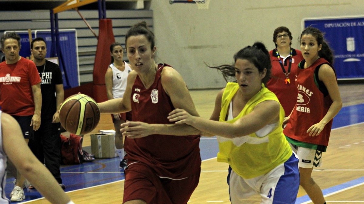 Buena piedra de toque para las almerienses.