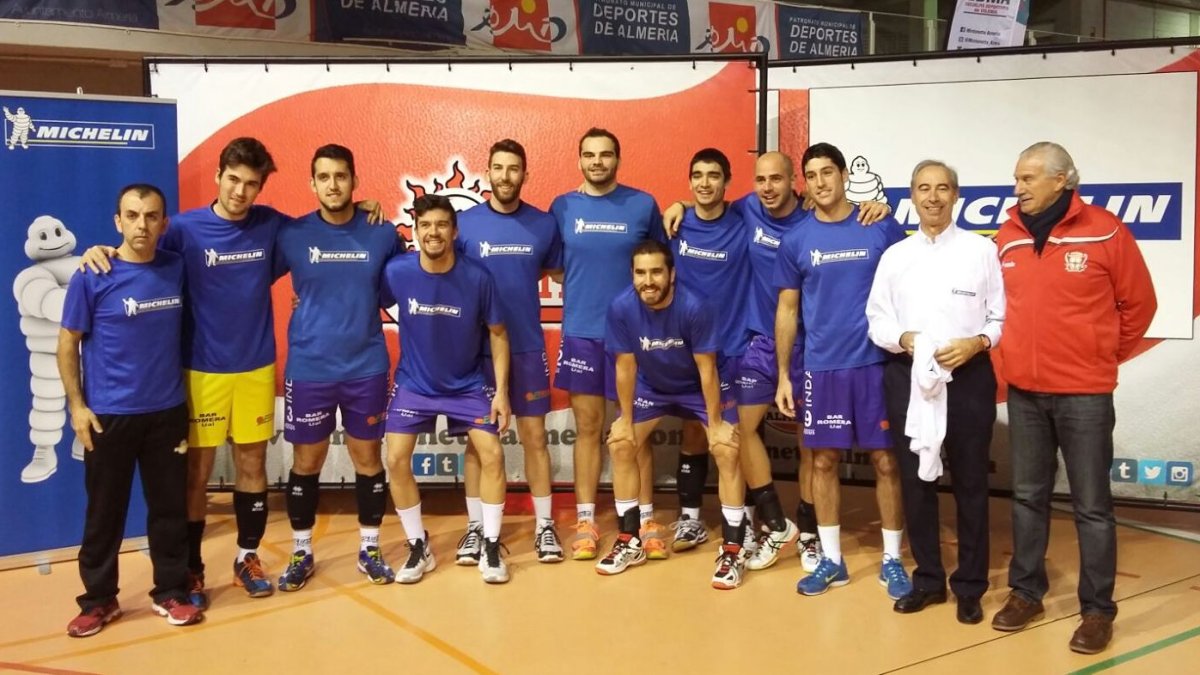 C.D. Mintonette masculino.