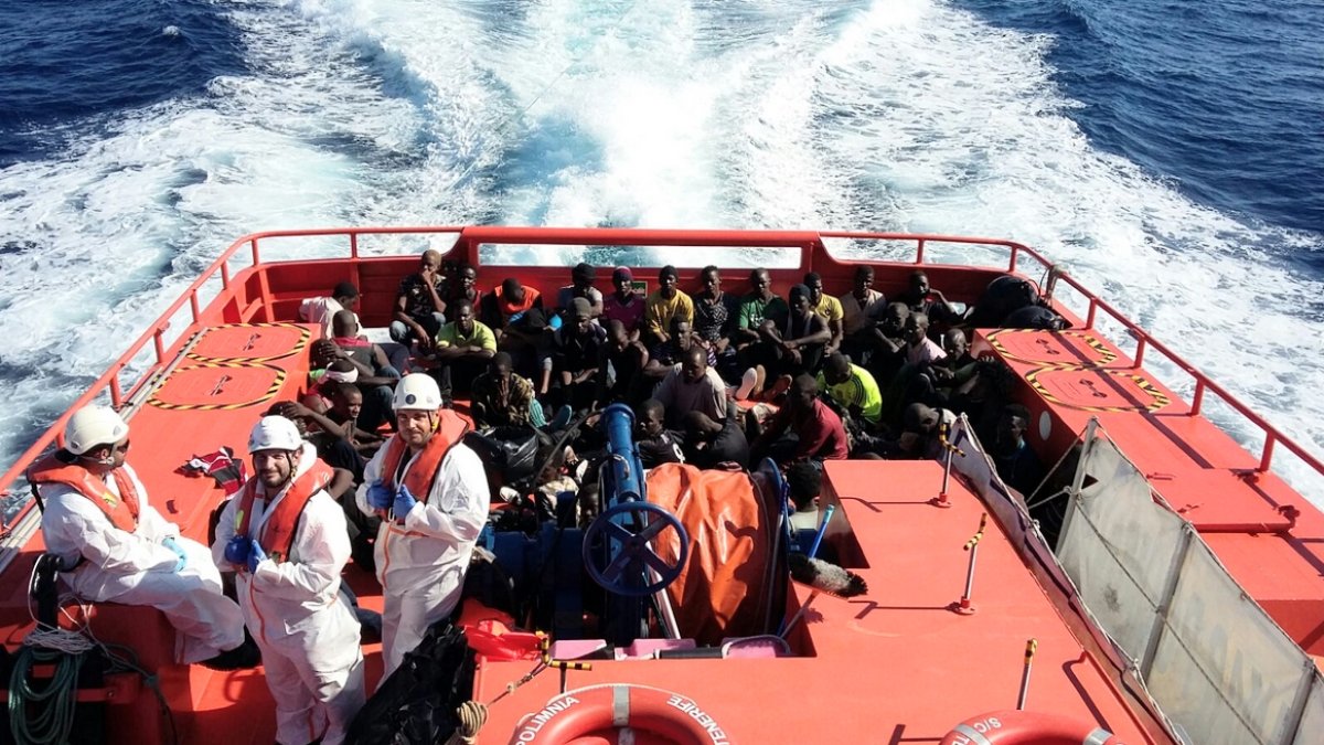 Rescate de una patera en Alborán la tarde del viernes