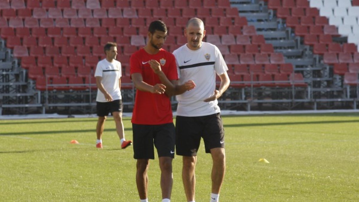 Joaquín hablando con Soriano.