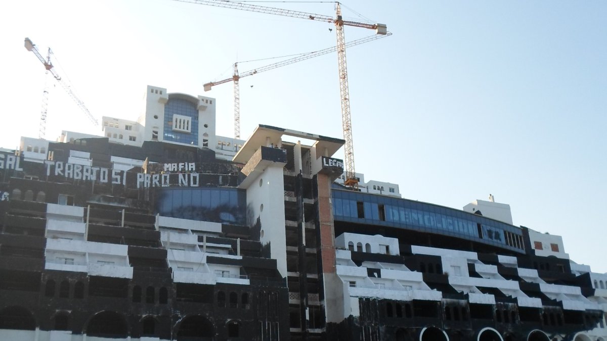 El polémico hotel situado en El Algarrobico.