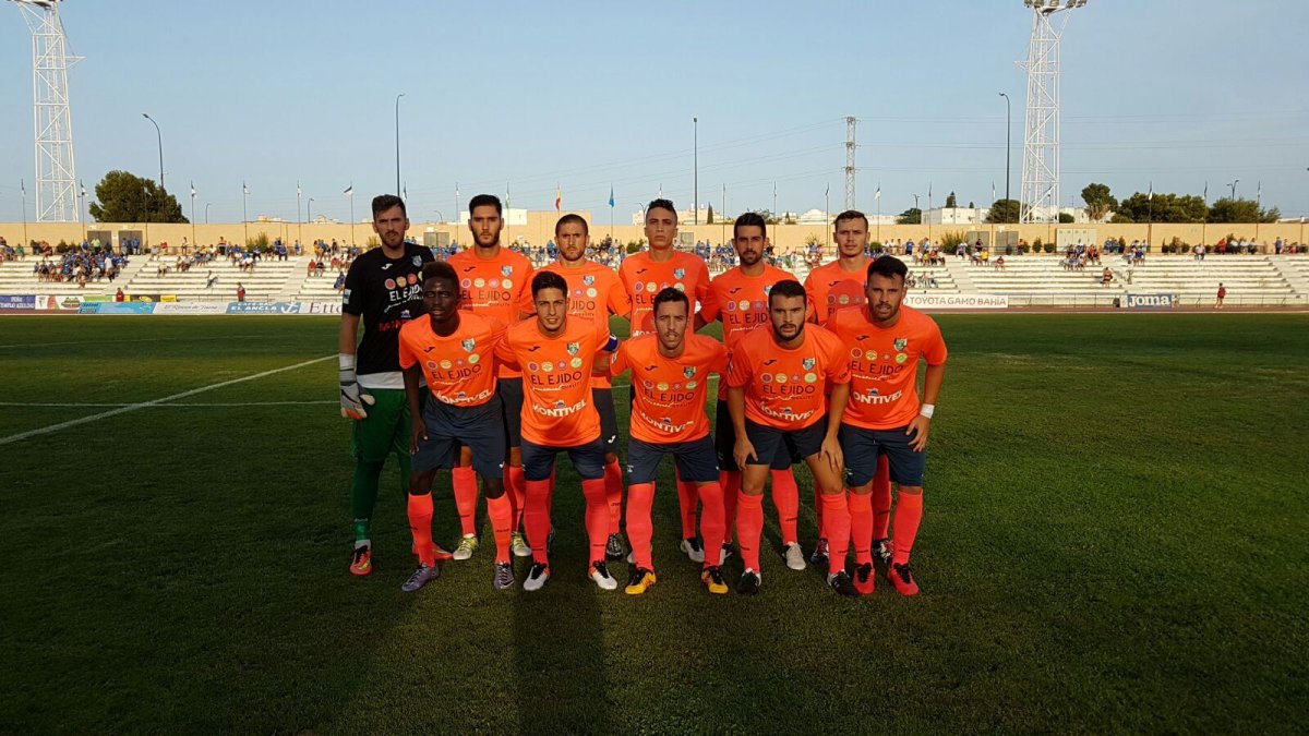El once del CD El Ejido.